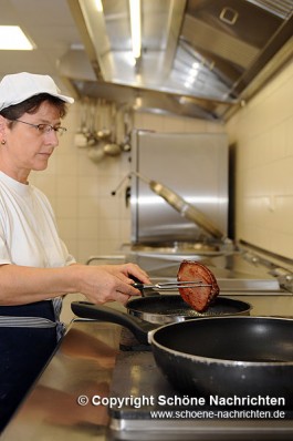 090804_Landkreis-Kantine2